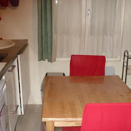 Magnifique Studio Equipe, Tres Calme,centre De Paris, Proche Vincennes Et Porte Doree 12 * Parijs