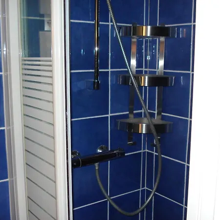 Magnifique Studio Equipe, Tres Calme,centre De Paris, Proche Vincennes Et Porte Doree 12 Appartement Parijs