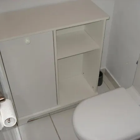 Magnifique Studio Equipe, Tres Calme,centre De Paris, Proche Vincennes Et Porte Doree 12 * Parijs